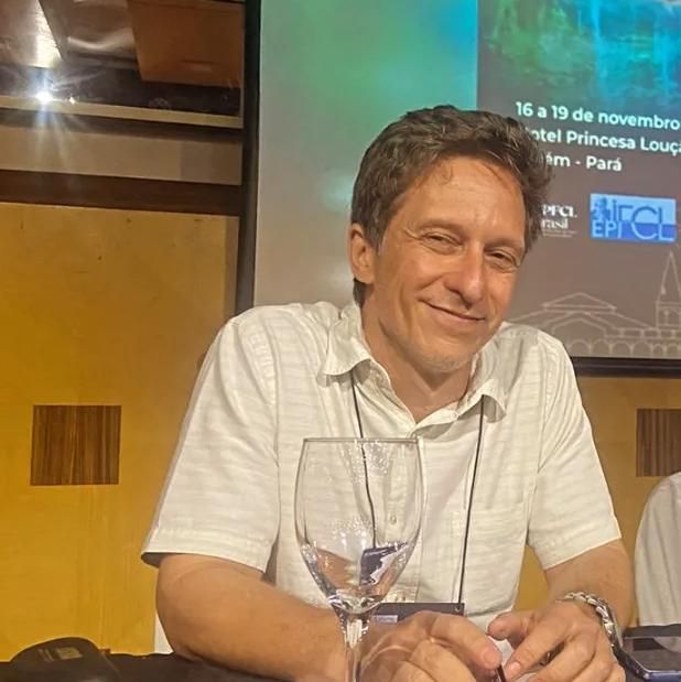 Foto de Prof.ª Dr. Eduardo Ponte Brandão